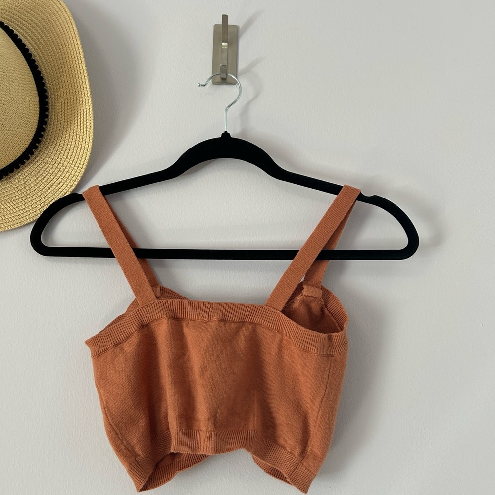 Crop top brown